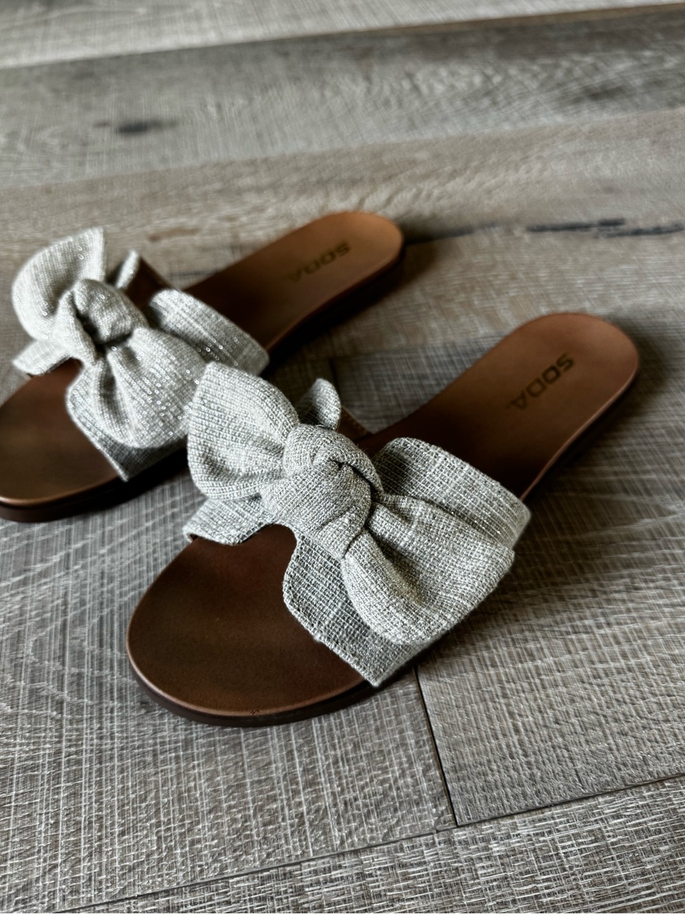 Soda Women's Beige Knotted Bow Slide Sandals